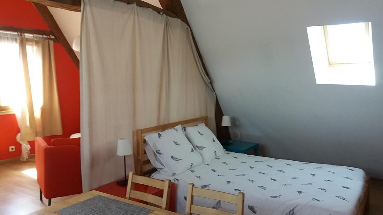 Le Charme Du Chateau Lejlighed Les Andelys Eksteriør billede